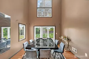 30 Rosewood Rd, Edison, NJ 08817 - Photo 8