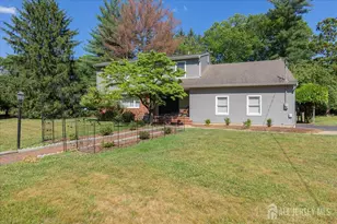 2 Abbott Ct, Edison, NJ 08820 - Photo 48
