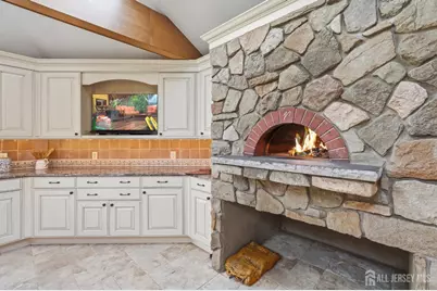 7 Monroe Place, Cranbury Township, NJ 08512 - Photo 6