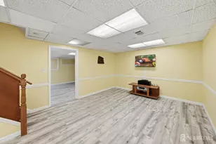 7 Monroe Pl, Cranbury Township, NJ 08512 - Photo 52