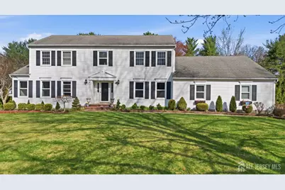 7 Monroe Place, Cranbury Township, NJ 08512 - Photo 2