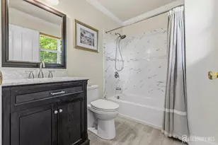 37 Christopher Ct, Old Bridge Township, NJ 08857 - Photo 20