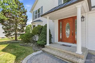 37 Christopher Ct, Old Bridge Township, NJ 08857 - Photo 4
