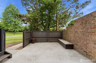 438 Westgate Dr, Edison, NJ 08820 - Photo 4