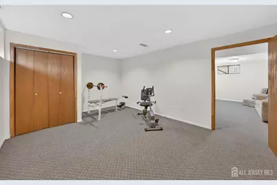 136 Highview Drive, Woodbridge Township, NJ 07095 - Photo 30
