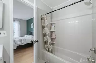 334 McDowell Dr, East Brunswick Township, NJ 08816 - Photo 16