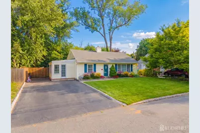 12 Pierrepont Avenue, Middlesex, NJ 08846 - Photo 2