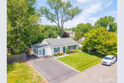 12 Pierrepont Avenue, Middlesex, NJ 08846 - Photo 4