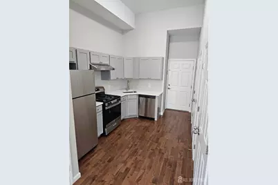 33 2nd Street, Raritan, NJ 08869 - Photo 2