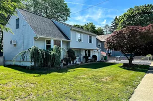 273 Old Post Rd, Edison, NJ 08817 - Photo 2