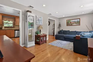 141 Fresh Ponds Rd, South Brunswick Township, NJ 08852 - Photo 2