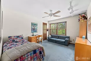 11 Aspen Cir, Edison, NJ 08820 - Photo 24