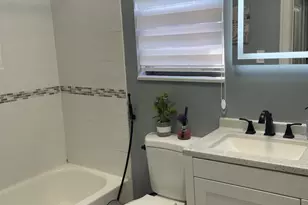 202 N Oaks Blvd N, North Brunswick Township, NJ 08902 - Photo 16