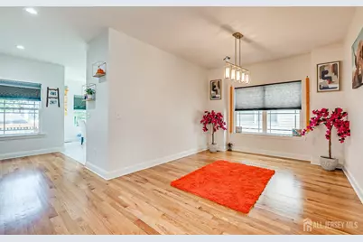 54 Hillcrest Avenue, Iselin, NJ 08830 - Photo 12