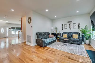 54 Hillcrest Avenue, Iselin, NJ 08830 - Photo 10