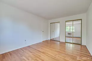 55 Gill Ln, Iselin, NJ 08830 - Photo 20