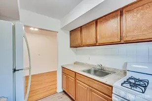 55 Gill Ln, Iselin, NJ 08830 - Photo 16