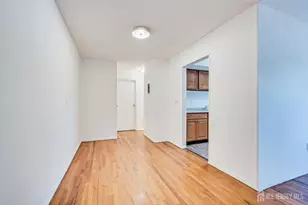 55 Gill Ln, Iselin, NJ 08830 - Photo 10