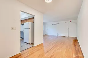 55 Gill Ln, Iselin, NJ 08830 - Photo 12