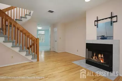 100 1st Street #11, Keyport, NJ 07735 - Photo 6