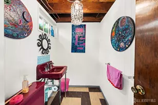 25 S 7th Ave, Highland Park, NJ 08904 - Photo 22