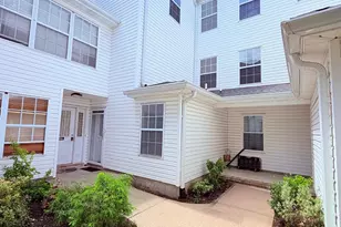 918 Plymouth Rd, North Brunswick Township, NJ 08902 - Photo 2