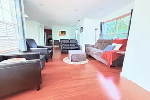 918 Plymouth Rd, North Brunswick Township, NJ 08902 - Photo 10