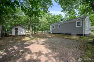 70 Gordon Ave, Old Bridge Township, NJ 08857 - Photo 20