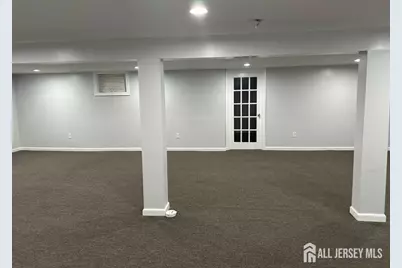 242 Grove Street, Woodbridge Township, NJ 07095 - Photo 12