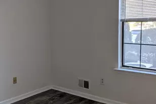 282 Cozzens Ct, East Brunswick Township, NJ 08816 - Photo 4