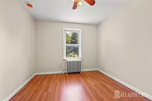 5 Center St, Edison, NJ 08817 - Photo 16