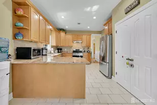 29 Tower Rd, Edison, NJ 08820 - Photo 34