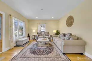 29 Tower Rd, Edison, NJ 08820 - Photo 8