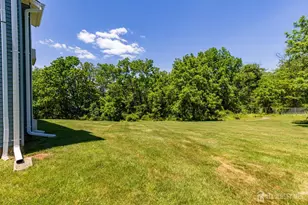 18 Steeplechase Ct, Franklin Township, NJ 08873 - Photo 14