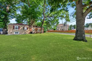 31 Monmouth Rd, Monroe Township, NJ 08831 - Photo 18