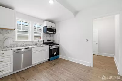 30 W Somerset Street W #2B, Raritan, NJ 08869 - Photo 8