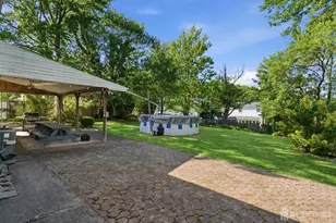 742 Gornik Dr, Perth Amboy, NJ 08861 - Photo 26