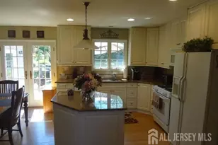 246 Fresh Ponds Rd, South Brunswick Township, NJ 08831 - Photo 14
