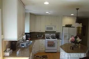 246 Fresh Ponds Rd, South Brunswick Township, NJ 08831 - Photo 16