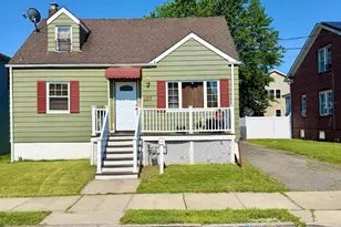 127 Heald St, Carteret, NJ 07008 - Photo 1