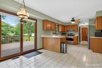 7 Lake Farrington Drive, North Brunswick Township, NJ 08902 - Photo 22