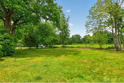7 Lake Farrington Drive, North Brunswick Township, NJ 08902 - Photo 52