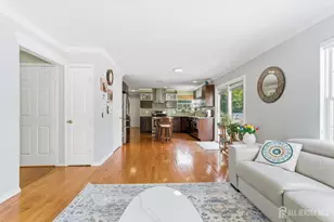 26 Alexis Ln, Edison, NJ 08820 - Photo 10