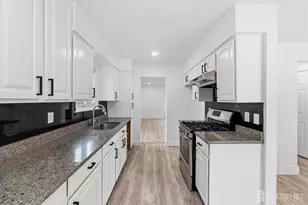 39 Davids Ct, South Brunswick Township, NJ 08810 - Photo 14