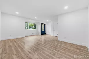 39 Davids Ct, South Brunswick Township, NJ 08810 - Photo 6