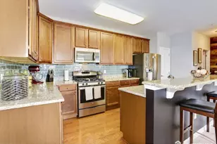 319 Kramer Ct, Florence, NJ 08518 - Photo 4