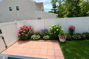 11 Coral Ct, Colonia, NJ 07067 - Photo 20