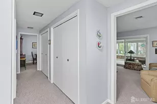 136 Plymouth Ln, Monroe Township, NJ 08831 - Photo 4