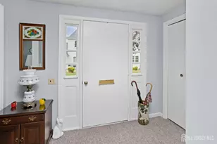 136 Plymouth Ln, Monroe Township, NJ 08831 - Photo 2