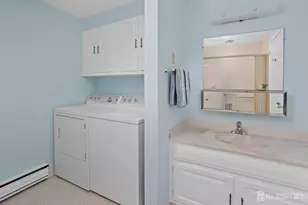 136 Plymouth Ln, Monroe Township, NJ 08831 - Photo 20